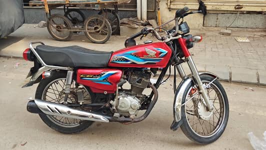 Honda CG 125 Karachi no for Sele