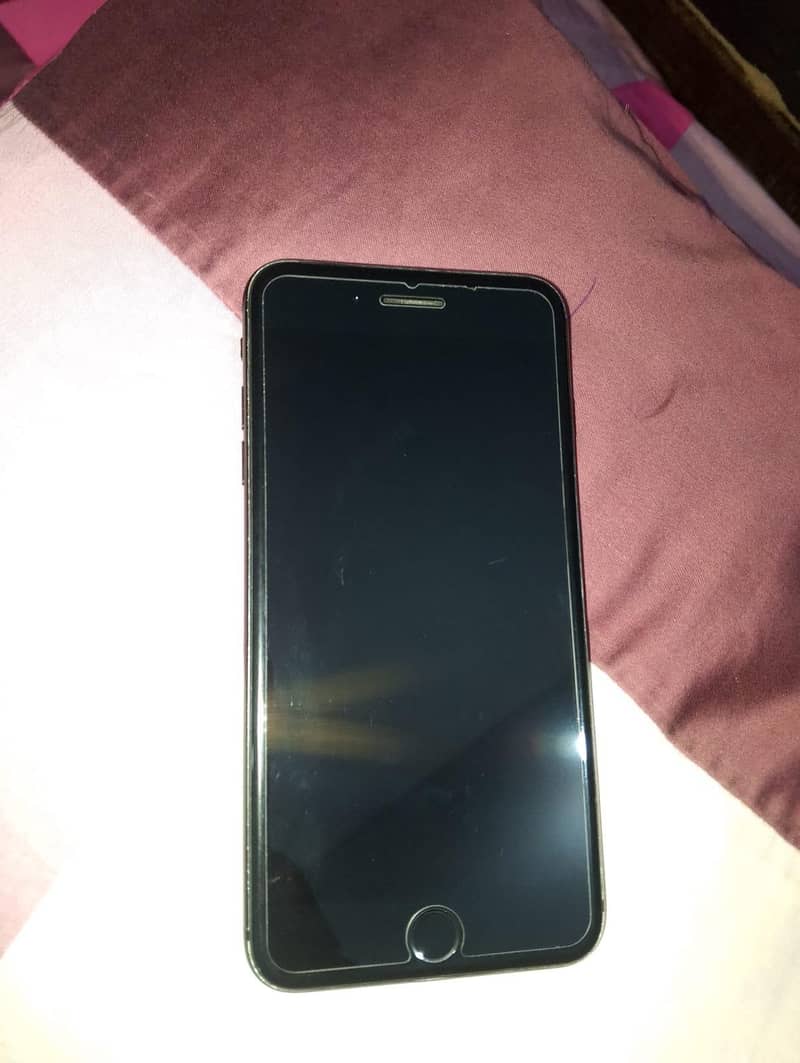 Apple iPhone 7 Plus 1
