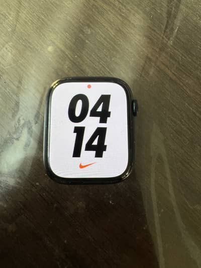 Apple Watch Series 8 | Like New | 45mm | Compete Kit availabl| Urgent
