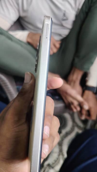 Realme Note 70