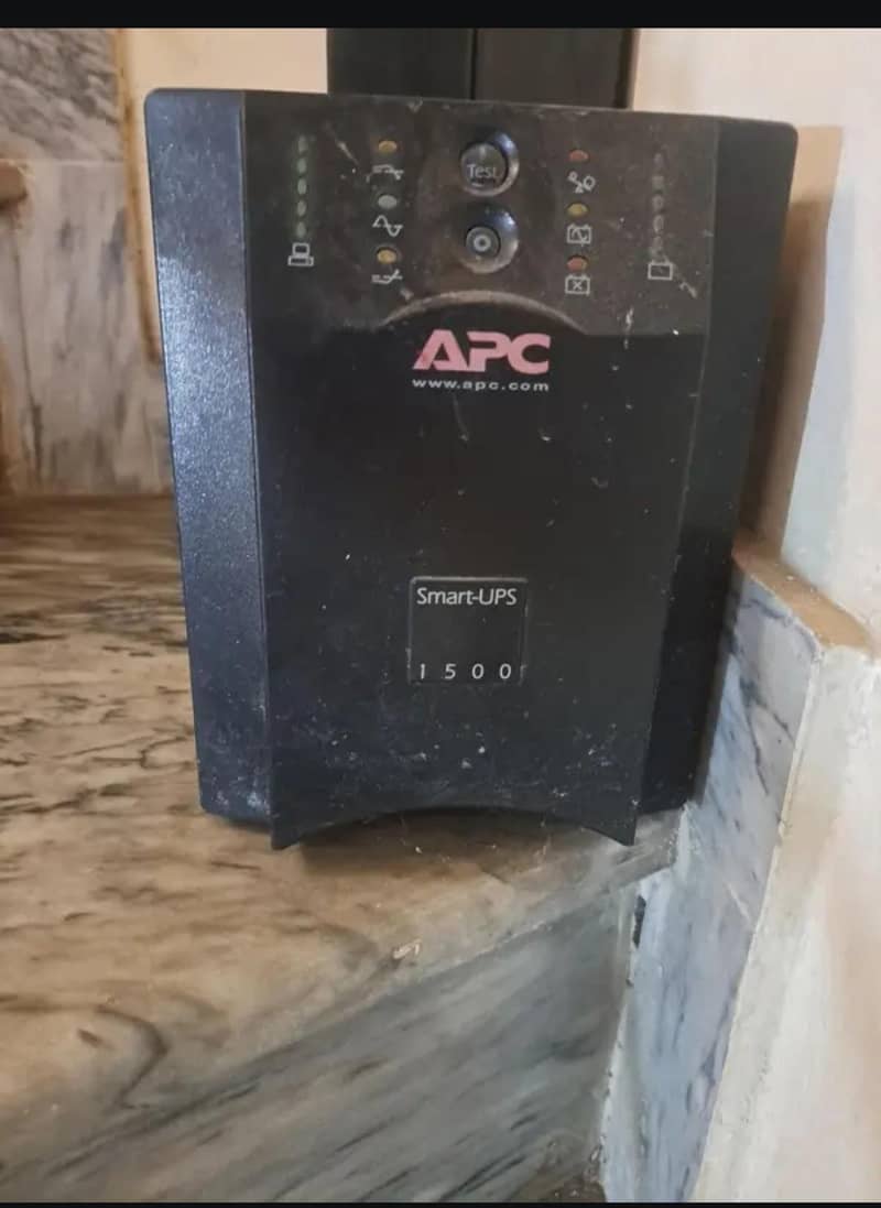 apc smart ups 1500 0