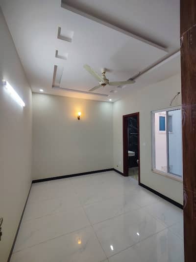 G-10/2 Upper Portion Available For Rent Brand New