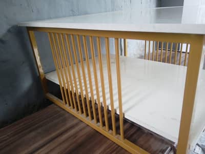 lounge center  table