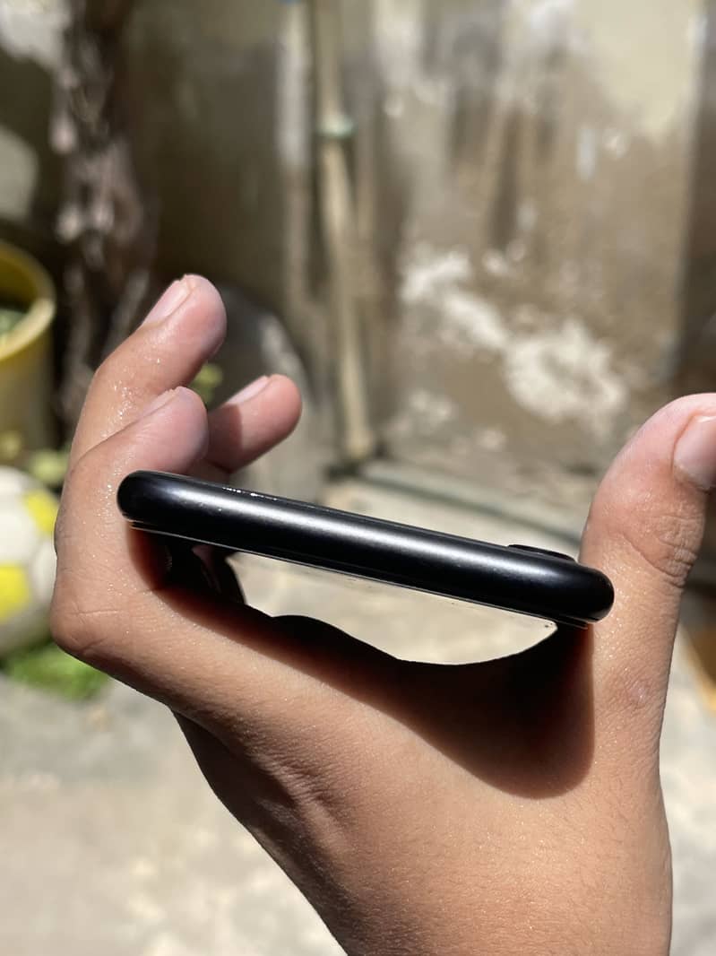 Apple iPhone SE 4