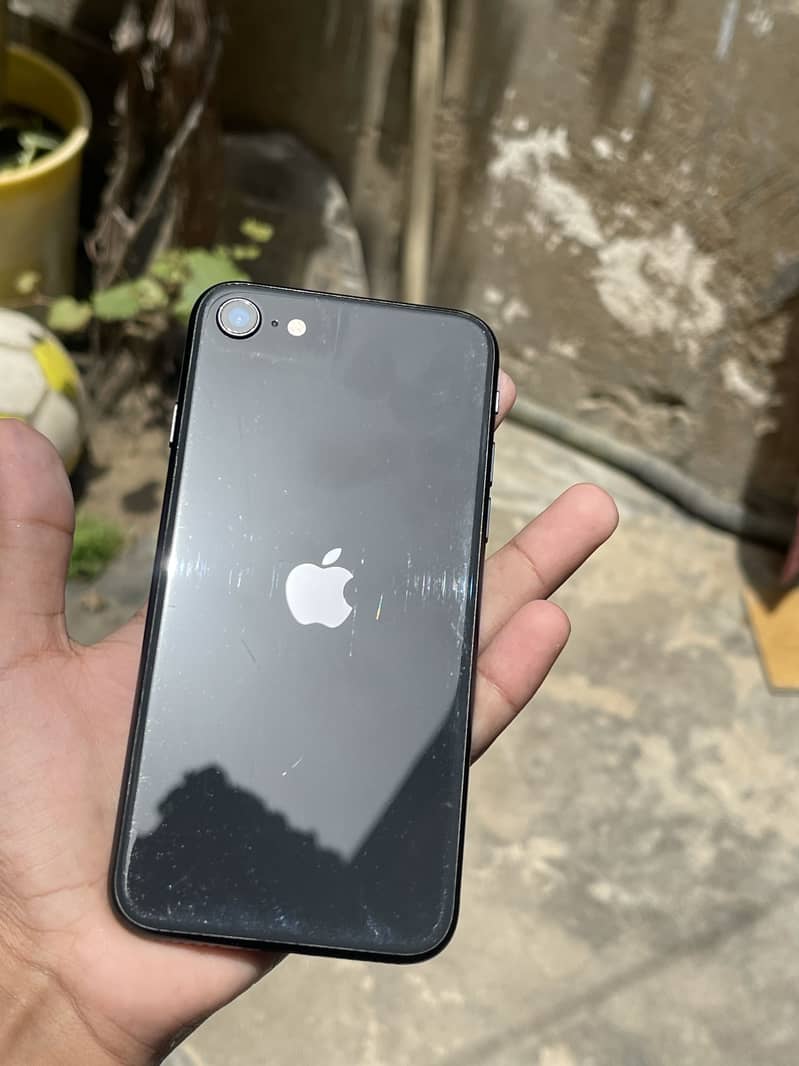 Apple iPhone SE 7