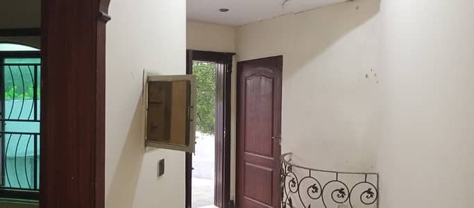 1 kanal upper portion for rent in johar town phase 1