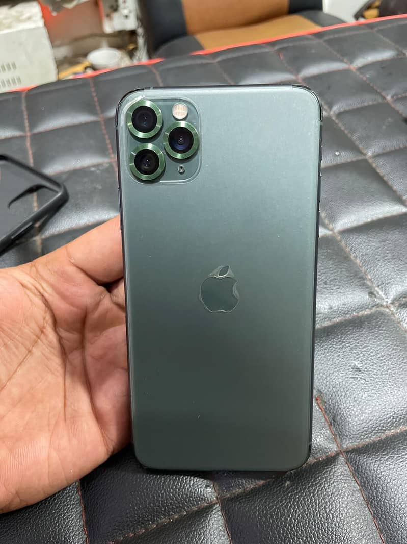 Apple iPhone 11 Pro Max 0
