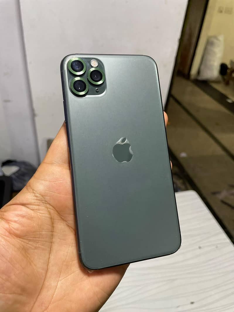 Apple iPhone 11 Pro Max 7