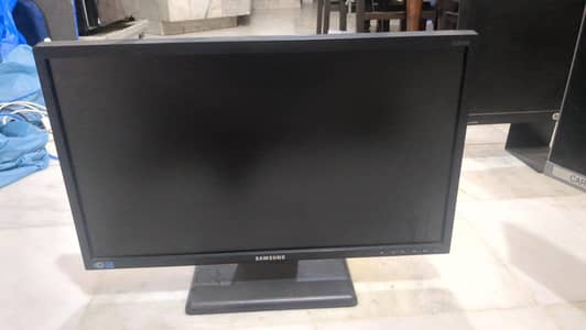 Samsung 21.5" Full HD LED Monitor (S22E450D)