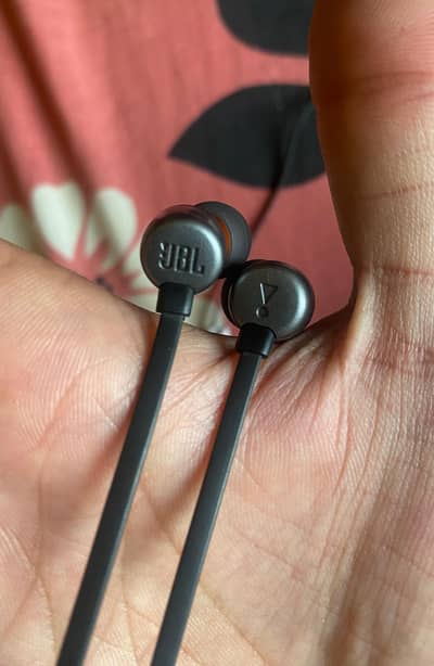 JBL tune 310c wired type C earphones