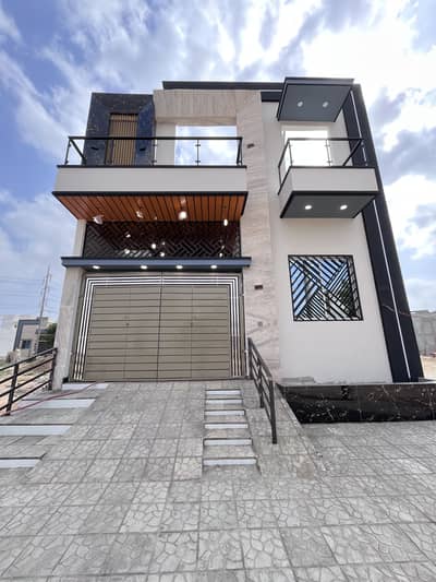 Lavish & Latest Design 120 Sq. Yard Bungalow for Sale | 40 Feet Wide Road | Saadi Garden