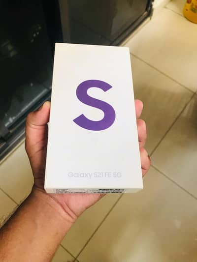 Samsung Mobile S21 FE with Orignal Box