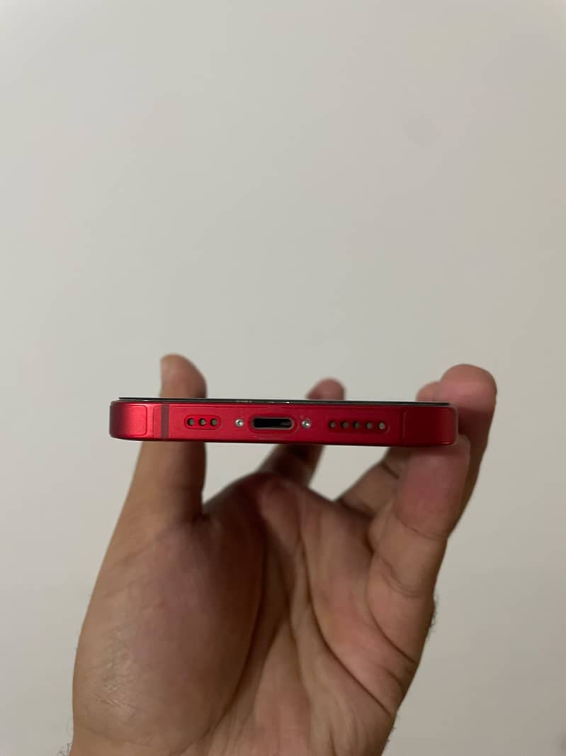 Apple iPhone 13 3