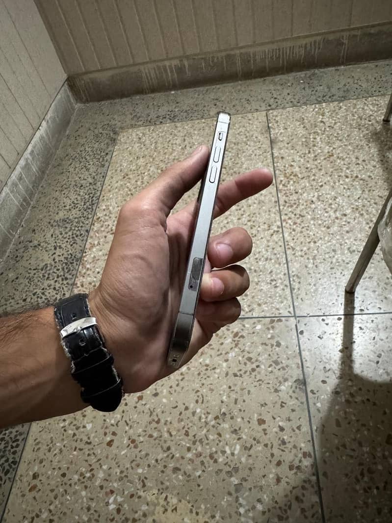 iPhone 12 Pro 2