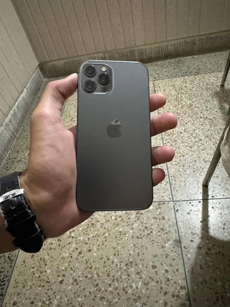 iPhone 12 Pro 5