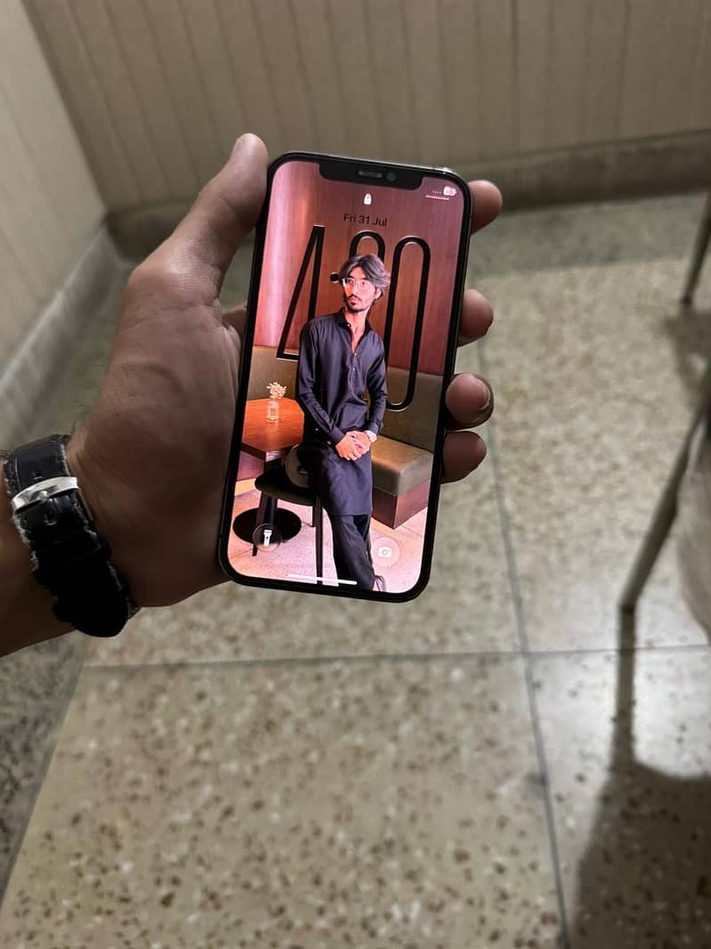 iPhone 12 Pro 6