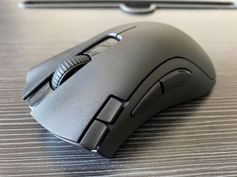 Razer DeathAdder V2 HyperSpeed 1