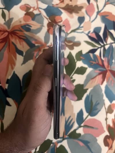 Vivo S1 with box and charger