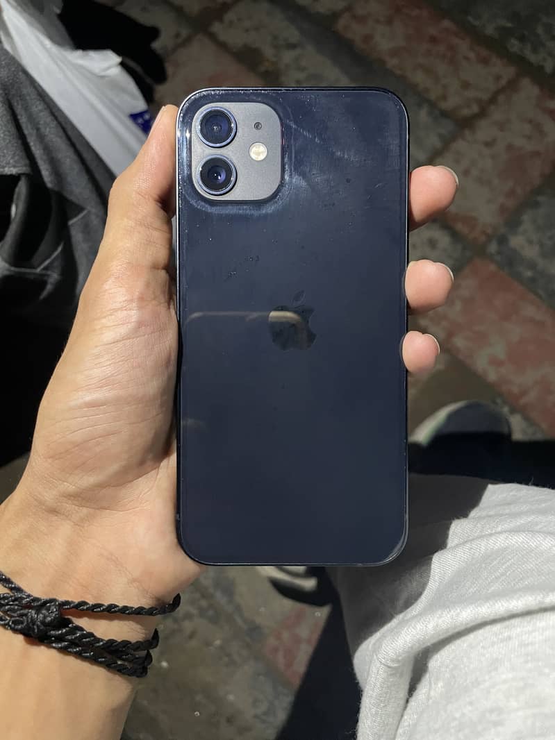Apple iPhone 12 0