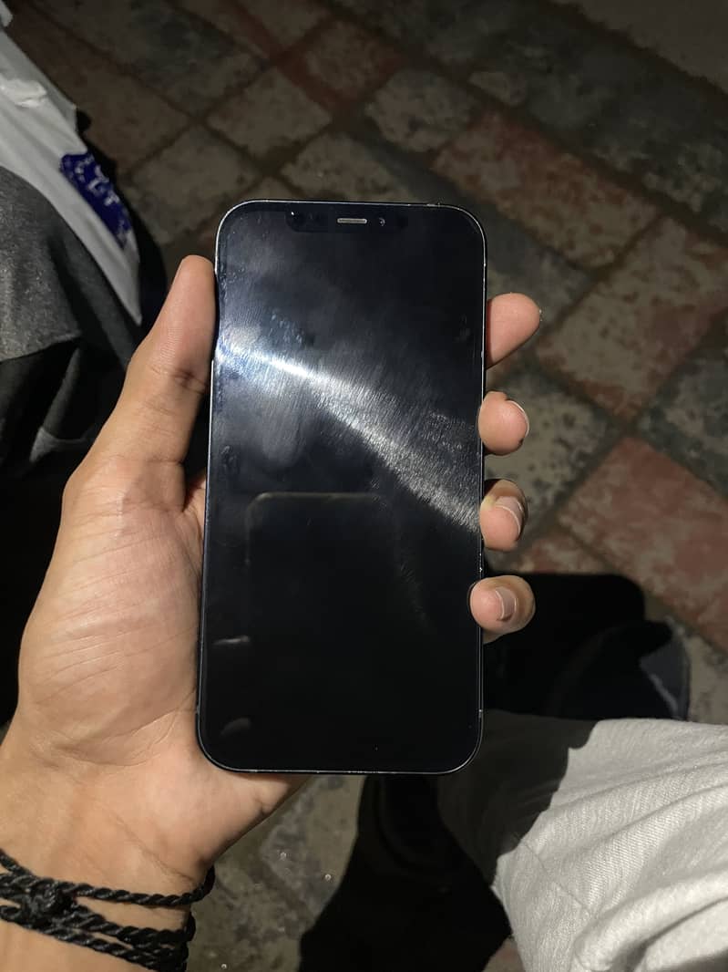 Apple iPhone 12 5