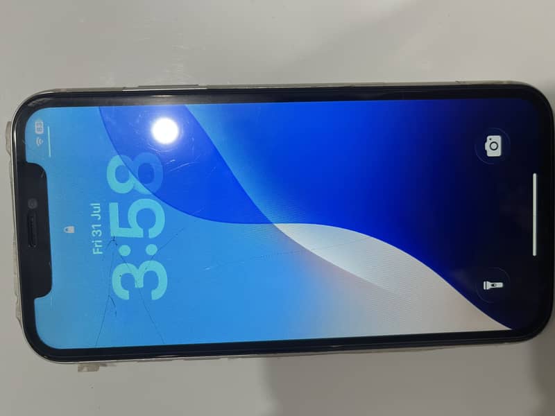 Apple iPhone 11 3