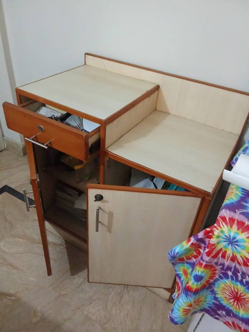 Study Table for sale. 0