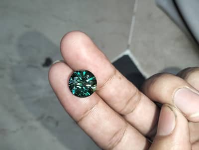moissanite gemstone