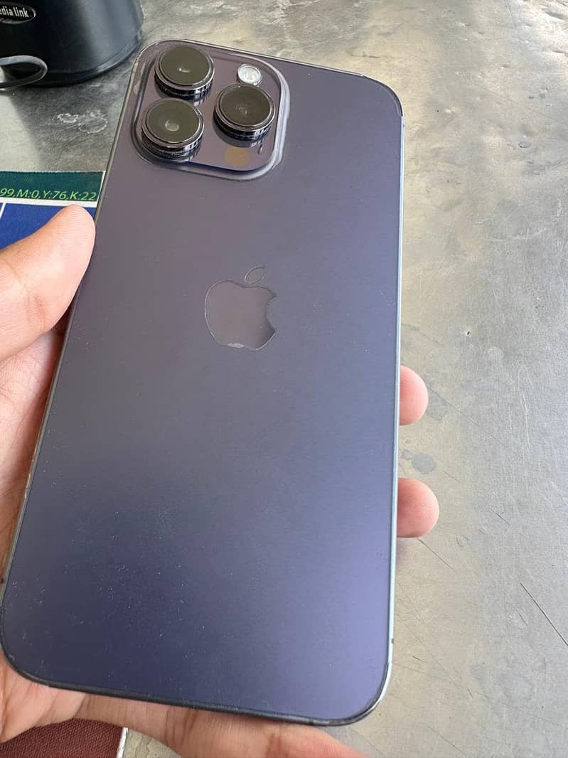 Iphone 14 pro max 5