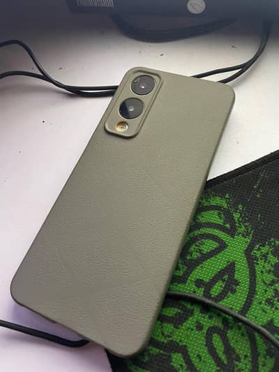 Vivo Y17s