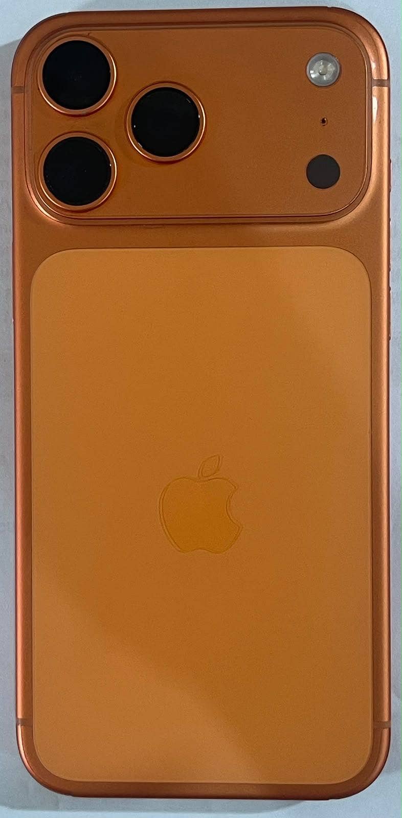 Apple iPhone 17 Pro Max 2