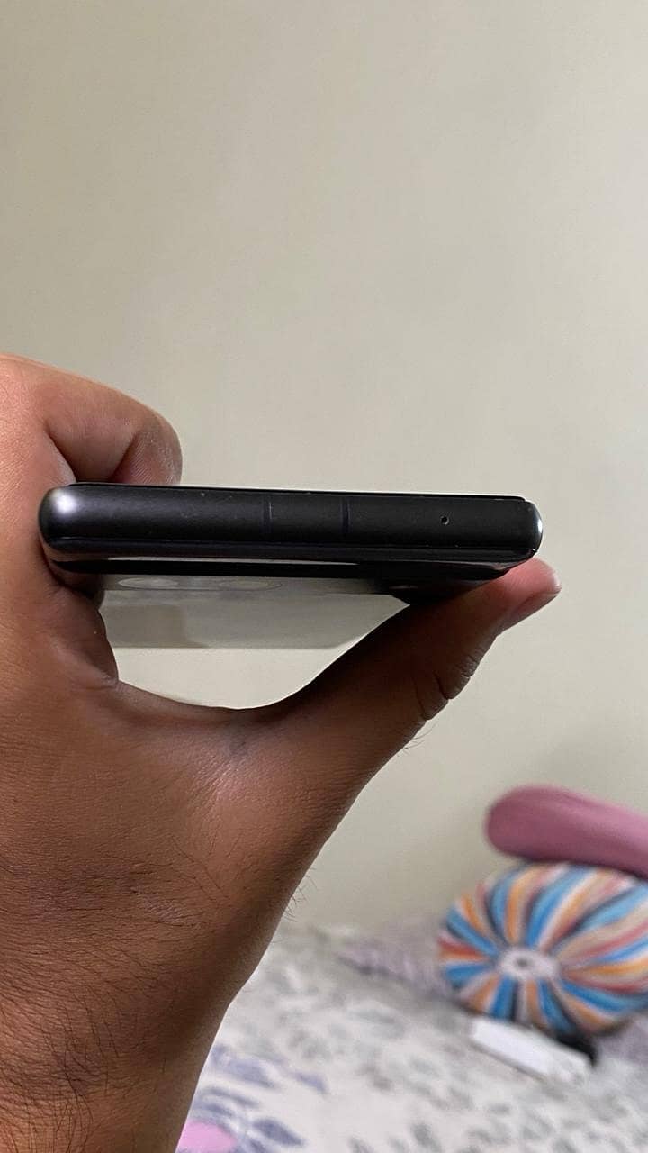 Google Pixel 7a 5