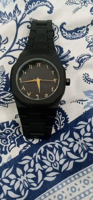 men watch