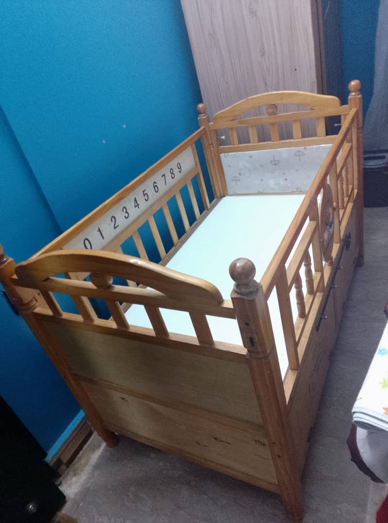 Baby cot | baby bed | wooden cot | kids bed | kids crib coat |2.5 BY 4 3