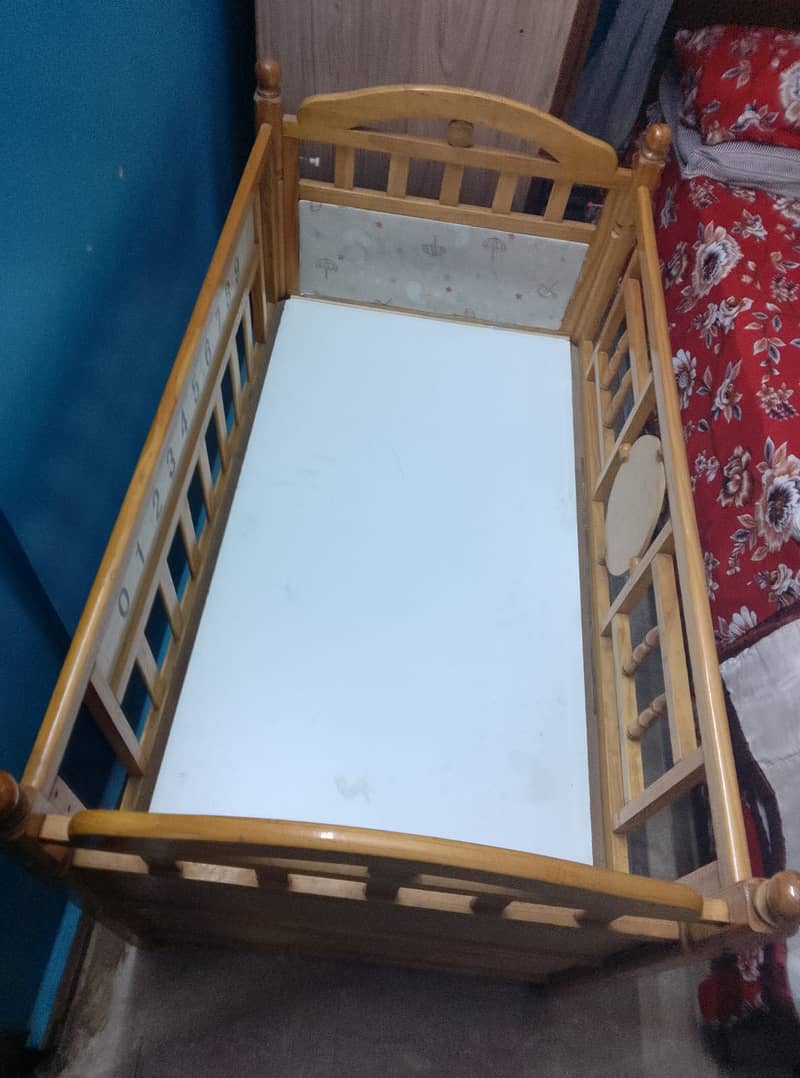 Baby cot | baby bed | wooden cot | kids bed | kids crib coat |2.5 BY 4 4