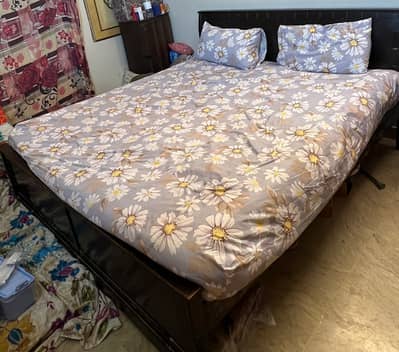 King bed for sale