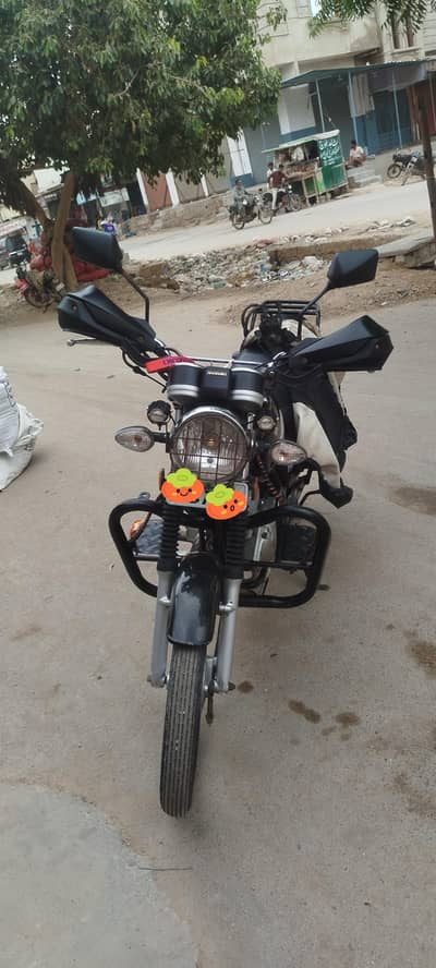 Suzuki GS 150