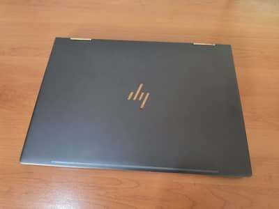 HP Spectre x360 (i7-8th gen)