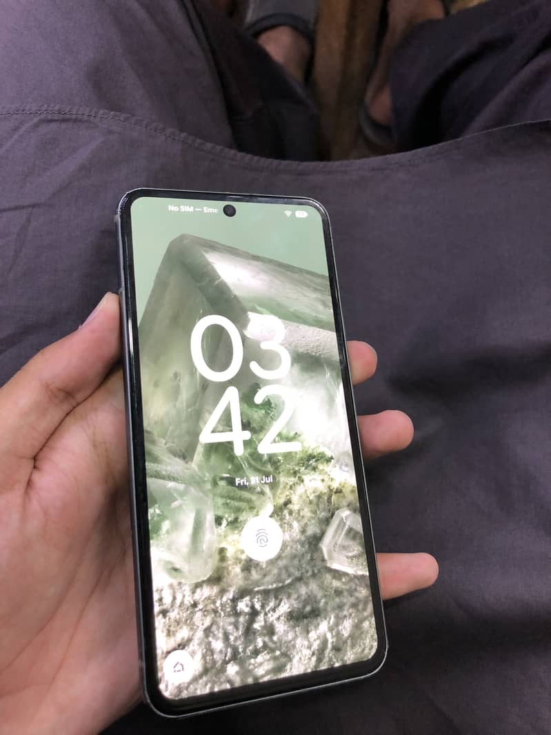 Google Pixel 8 1