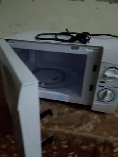 Dawlance Oven