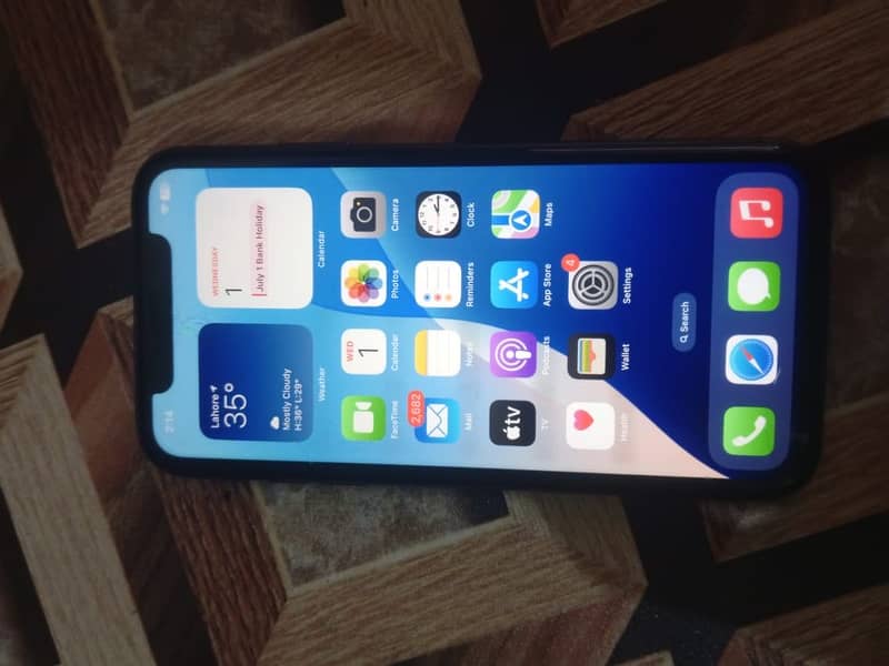 Apple iPhone 11 1