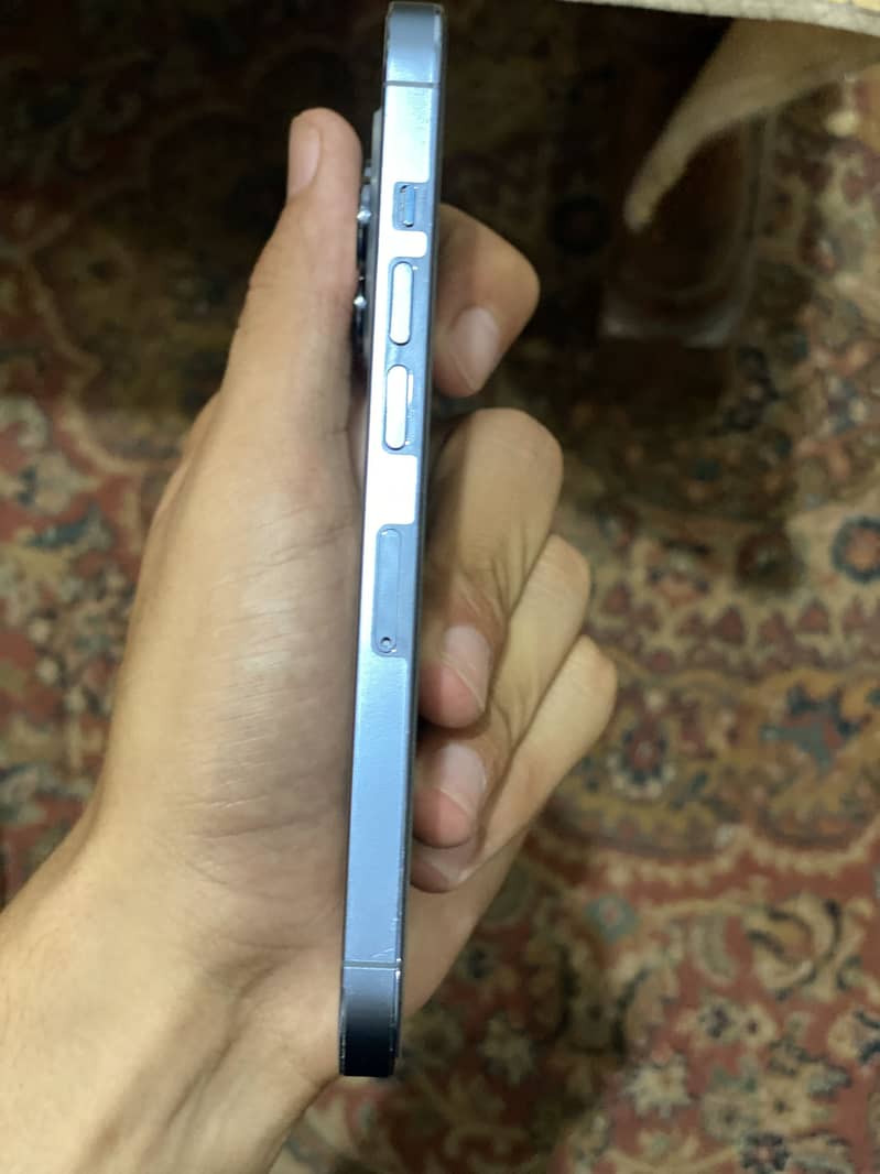 Apple iPhone 13 pro 3