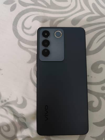 Vivo V27e