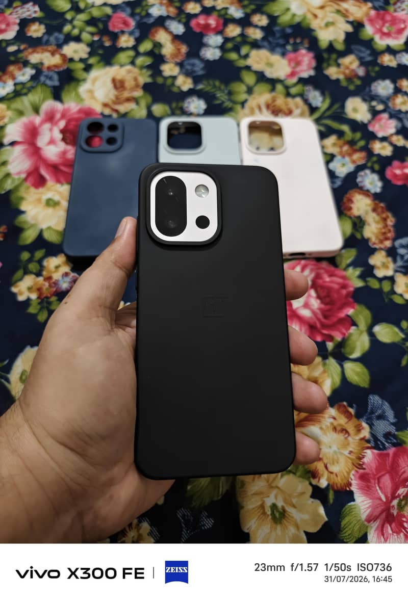 One Plus 13s 1