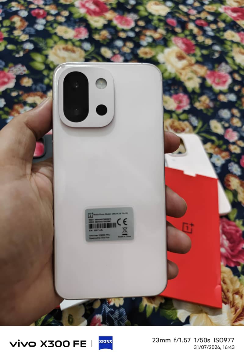 One Plus 13s 2