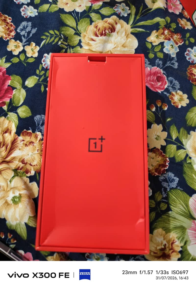 One Plus 13s 8