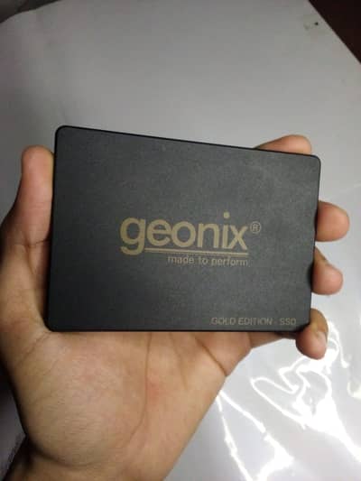 128GB Geonix Gold SSD – Excellent Condition