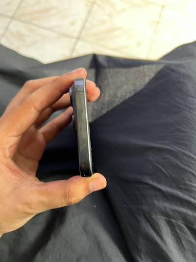 Apple iPhone 15 Pro Max 256GB iCloud Bypass