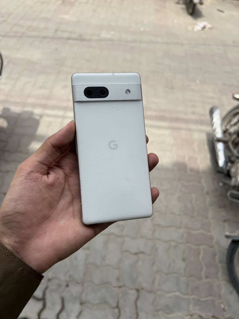 Google Pixel 7a 1