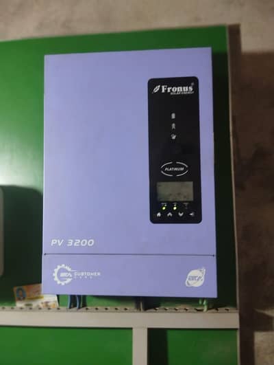 HYBRID FRONUS INVERTER FOR SALE