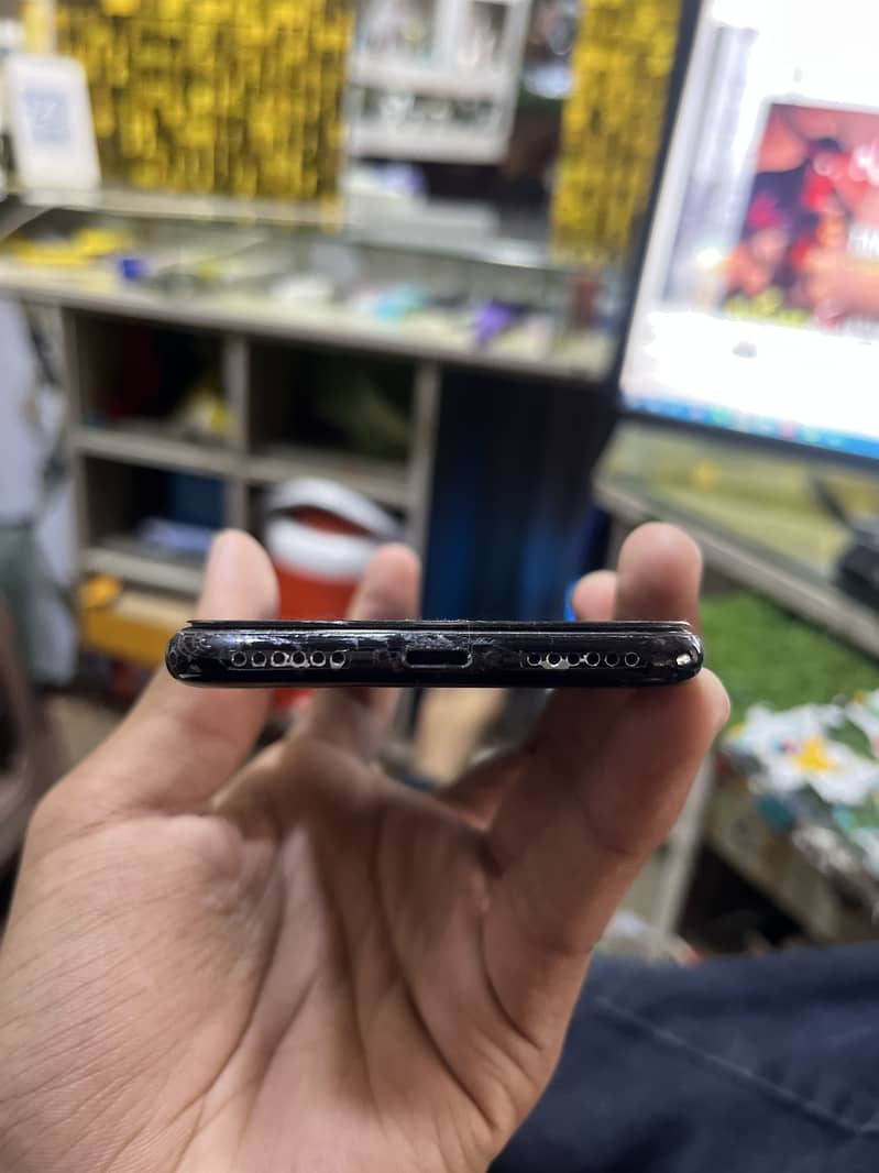 Apple iPhone 7 1